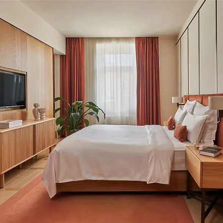 The Julius Prague * Chrastany (Prague-West)